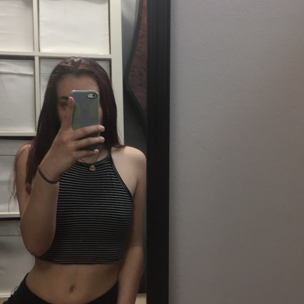 Cropped tank top